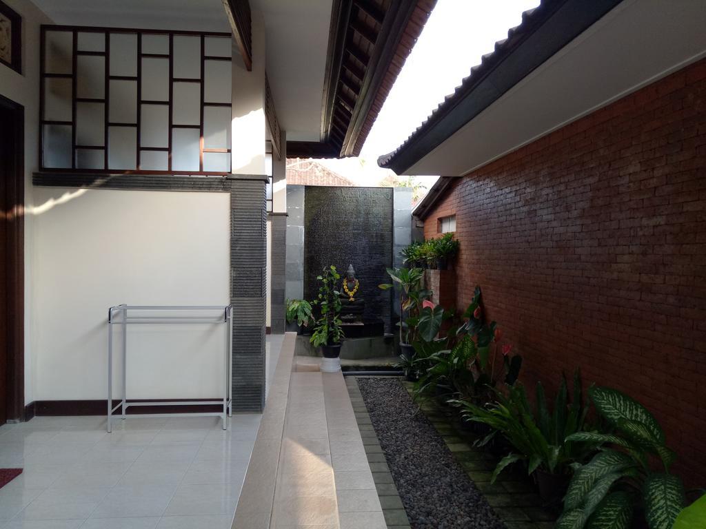 Buyan Homestay Sanur  Luaran gambar